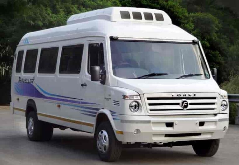 12-seater-tempo-traveller