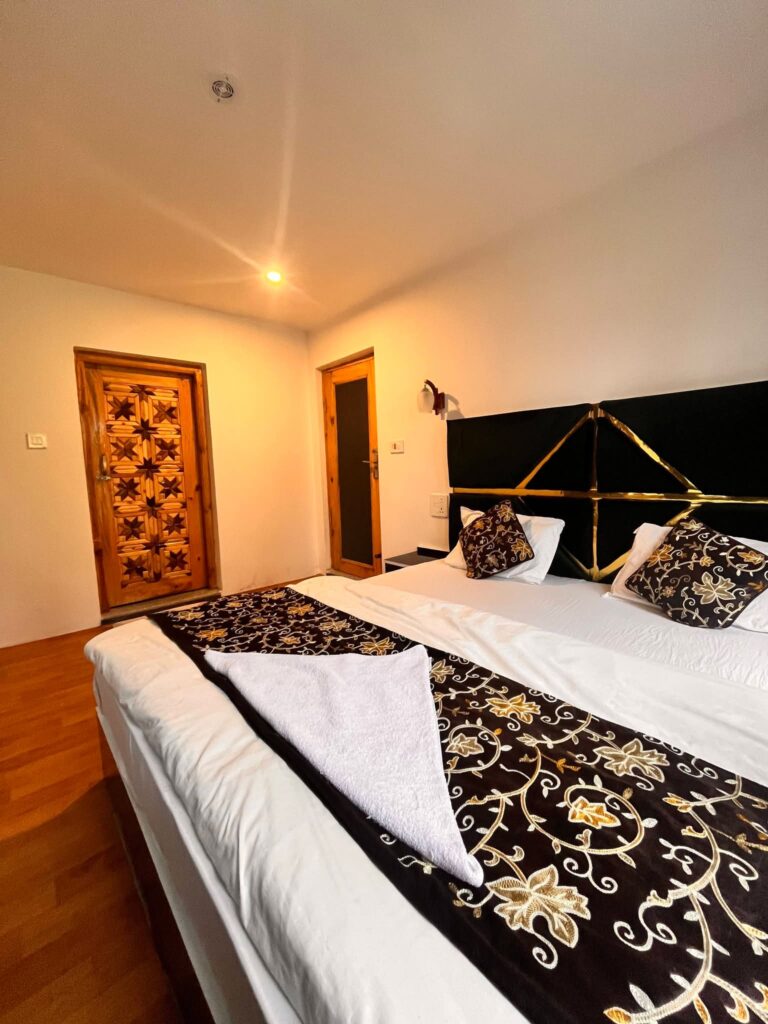 Hotel sadha bahhar pahalgam hotel gallery image in Pahalgam