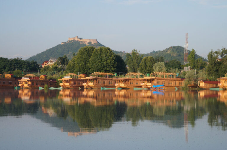 4 Nights 5 Days Kashmir 5 Star Luxury Enquiry Tour Package - Rayvia Tour and Travel