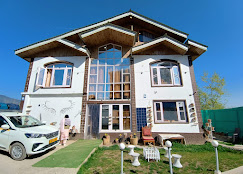 The Gulmarg Gateway Resort