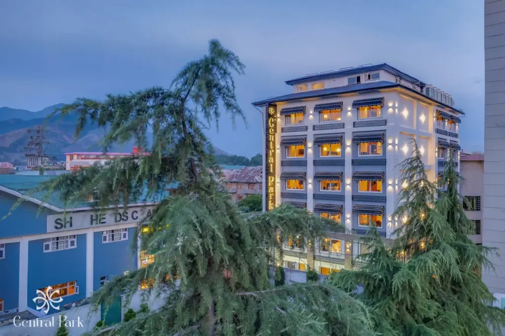 Hotel Central Park Srinagar | Premium Hotel Near Dal Lake | Book Online